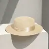Sombrero de paja francés elegante de copa plana 2026 para mujer con circunferencia de cabeza grande, sombrero de ala plana de verano para la playa, sombrero de lujo para la playa con protección solar