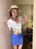 Traje de Baño Bikini Falda Dividida Pura y Dulce Estilo Francés Juego de Cuatro Piezas con Cubre-traje de Manga Larga, Protección Solar y Diseño Conservador para Aguas Termales