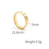 Anillo de nicho de oro de 18k con doble bisel de circonita estilo ins personalidad simple anillo liso de acero de titanio de 3 mm para mujer al por mayor