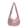Bolsa Plissada Nuvem Estilo Coreano Nova Chique Fashionável Ombro Único de Mão Bolsa Bolinho Grande Capacidade Algodão para Baixo Axila Bolsa Feminina