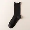 Calcetines de media pantorrilla para mujer para primavera y verano, calcetines finos de aire acondicionado, malla transpirable, algodón puro negro y blanco, absorbentes de sudor y resistentes al olor