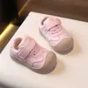 Zapatos Nuevos de Primavera para Bebés y Niños Pequeños, Zapatos Individuales para Niños, Zapatos Deportivos Ligeros Antideslizantes Resistentes al Desgaste para Niñas, Zapatos para Bebés de Suela Suave