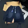 Moda de Verano para Hombre Estilo Hong Kong Nuevo 2026 Jeans Personalizados con Letras Hip-Hop Ins Moda de Calle de Alta Gama Pantalones Largos Modernos Geniales