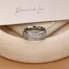 Anillo delgado dulce de capas para mujer, anillo abierto en forma de corazón exquisito y versátil, anillo de dedo índice moderno de alta gama estilo ins