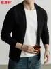 Cárdigan de punto para hombre Hengyuanxiang con capa, Nuevo suéter de moda para hombre estilo Old Money Primavera 2026 con bolsillos reales