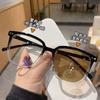 Exquisitos lentes de montura negra brillante que cambian de color para miopía, montura de gafas planas para estudiantes de alto valor, gafas que cambian de color para miopía para mujer y hombre