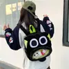 Al por mayor transfronterizo Mochila de Luo Xiaohei Dibujos animados Gato Lindo Bolsa de Felpa Mochila Escolar para Estudiantes Bolsa Ita de Insignia de Moda