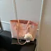 Bolsa de mano estilo dulce al por mayor para mujer 2025 Verano Nuevo Bolso de hombro de gran capacidad Hilo de bordado Versátil Bolso de axila