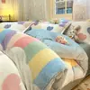 Juego de Cuatro Piezas de Terciopelo de Copo de Nieve Invierno Engrosado Cálido Coral Fleece Doble Cara Polar Funda Nórdica 3D Tridimensional Dibujos Animados Leche Terciopelo Venta al por Mayor