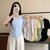 Camiseta plissada com gola U para mulheres, novo estilo de verão 2025, cor doce, corte justo, manga curta, top de camada base alta elasticidade