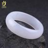 Pulseira de Calcedônia Ágata Branca Alargada Espessada Feminina Lindo Temperamento Pulseira de Jade Cristal Moda para Namorada
