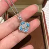 Juego de Joyería de Lujo Ligero Estilo Palacio Retro Flor de Trébol de Cuatro Hojas Madreperla Collar Pendientes Anillo Joyería de Gama Alta
