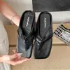 Chanclas Cuadradas Planas Retro de Moda para el Verano 2026, Impresionantes Sandalias Versátiles de Estilo Francés