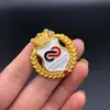 Insígnia Metálica Corporativa Fivela Borboleta Esmaltada Insígnia Escolar Logotipo da Empresa Insígnia de Liga de Zinco Design de Insígnia