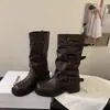 Botas de Cavaleiro de Meia-Canela Femininas 2026 Outono/Inverno Novo Estilo Britânico Retrô Salto Grosso que Aumenta a Altura Dobradas Empilhadas para Calça de Montaria