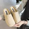 Zapatillas de medio pie Baotou para mujer, calzado de verano, nuevo de primavera, moda Joker, tacón plano, mocasín, zapatos tipo muller, venta al por mayor