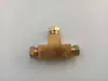 Juego de Montaje: Conector Recto de Tres Vías, Conector en Ángulo Recto, Núcleo de Expansión, Engrasador de Acero al Carbono, Juego de Cinco Piezas para Extremo de Eje