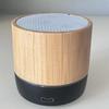 Nuevo Altavoz Bluetooth Portátil para Exteriores de Bambú Luminoso Audio Ecológico de Bambú Mini Altavoz Bluetooth de Escritorio