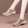 Novos Sapatos Casuais Femininos da Moda Primavera/Verão 2026 para Mães, Sapatos de Solado Grosso Balançantes com Solado Macio para Comércio Transfronteiriço