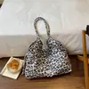 Bolso de Mano Estilo Coreano con Estrella Bolso Tote para Mujer Gran Capacidad Estilo Ins Bolso de Hombro de Moda Estilo Perezoso Bolsa de Compras Al por Mayor