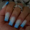 Manicure Mais Vendida Transfronteiriça 24 Peças Moda Europeia e Americana Estilo Sexy Gradiente Azul Quadrado Longo Unhas Usáveis Atacado