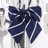 Colección de Pajaritas RayadasPajarita JK Sin Corbata Plana con Plumas Estilo Japonés Camisa de Uniforme Escolar Estilo Estudiante