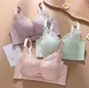 Sujetador inalámbrico delgado y cómodo para mujer, sexy push-up, soporte lateral, ajustable anti-caída, sujetador de copa suave perforada
