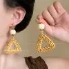 Aretes de Madera, Ratán y Paja para Mujer 2025 Nuevos Aretes Estilo Bohemio de Vacaciones Aretes Pequeños Exagerados que Muestran la Cara Aretes