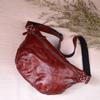 Nueva Bolsa cruzada para pecho de hombre de cuero suave tipo árbol con pliegues cepillados, cremallera casual, bandolera de cuero de vaca para jóvenes, moda