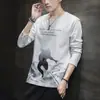 Camiseta de Manga Larga para Hombre Talla Grande Camisa Base Casual Estilo Coreano Tendencia Estampada Cuello Redondo Tops de Otoño para Hombre Ropa Interior para Hombre