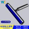 Anti-estático pegajoso pó de silicone rolo de tela de telefone móvel máquina de filme com rolo de remoção de poeira poeira azul fabricantes por atacado