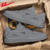 Tenis para hombre Huili, nueva colección de otoño 2026, zapatos casuales modernos y versátiles, parte superior de piel, ligeros, zapatillas deportivas grises
