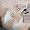 Aspecto de Alta Gama, Lujo Accesible, Neceser Portátil de Viaje, Gran Capacidad, Neceser de Diseñador de Nicho, Caja Organizadora con Compartimentos
