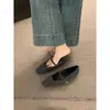 Zapatos planos de invierno para mujer para exteriores estilo Mary Jane con una sola tira, suela suave, punta poco profunda, estilo de noche de hadas, punta cuadrada