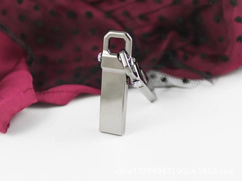 3598919468_115792526