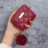 Bolsa para Monedas Estilo Minimalista Urbano 2026 Nuevo Tarjetero Piel Acolchada Mini Bolso Fabricante Venta Directa al por Mayor Bolso de Mujer