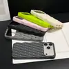 Aplicável à Capa de Celular de Tricô Vazado iPhone 18 Promax Apple 17 Dissipação de Calor Cobertura Completa Proteção Contra Queda