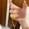 Collar de Trébol de la Suerte Chapado en Oro Cortado con Láser para Mujer, Oro Sintético, Lujo Ligero, Nicho, Colgante de Trébol de Gama Alta, Cadena para Clavícula