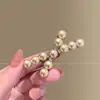 Presilha de cabelo de pérola estilo coreano para meninas, simples e estilosa, alto valor estético, adequada para uso diário, presilha lateral para franja e cabelos soltos, acessório de cabelo de presilha lateral de uma linha