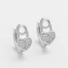 Brincos de Pino com Coração de Zircônia Novos, Cruzados Europeus e Americanos, Brincos de Clipe Femininos de Moda Personalizados de Nicho, Brincos de Luxo Leve de Alta Qualidade