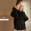 Conjunto de pijama sexy de dos piezas estilo francés de seda helada para mujer, escote en V con encaje y copas en el pecho, camisola de dormir con mangas de campana