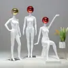 Adereços Modelo Corpo Inteiro Manequim Feminino para Loja de Roupas Vitrine Manequim com Postura Sentada Galvanoplastia Cabeça de Bola Criativa Manequim Meio Corpo