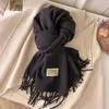 Novo Cachecol de Cor Pura Imitação de Caxemira para Mulheres no Inverno, Monocromático, Versátil, de Alta Qualidade, Aquecedor de Pescoço, Cachecol para Casais