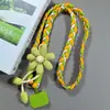 Cordão para Celular, Usável na Cruzada, Estilo Longo para Mulheres, Corda Trançada Floral Feita à Mão Estilo Ins, Durável e Resistente, Corda Anti-Perda para Uso Externo