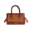 Diseño de Nicho Bolso Baguette Portátil Estilo Occidental para Mujer Otoño 2025 Nuevo Lujo Accesible Costuras en Color Contrastante Bolso de Hombro Único Cruzado