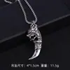 Estilo étnico retro diente de lobo artificial acero inoxidable collar hombres moderno dominante personalidad cabeza de lobo cabeza de tigre largo Accesorios Venta al por mayor