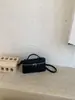 Bolso de Moda con Patrón de Lichi para Mujer 2026 Nuevo Modelo Transfronterizo de Gama Alta para Viajes Diarios Bolso Cuadrado Pequeño Bolso de Hombro Cruzado