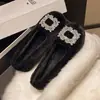 Zapatos peludos para mujer 2026 invierno zapatos planos de felpa con hebillas de pedrería, zapatos cálidos de algodón, slip-on de corte bajo para mujer, modernos