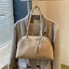 Bolsa Maillard Otoño e Invierno para Mujer 2025 Nuevo Popular Moda Textura Mate Bolso de Hombro Gran Capacidad Bolsa tipo Almohada