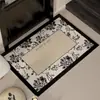 Alfombrilla de suelo para baño con letras simples en blanco y negro, de tierra de diatomeas, alfombrilla de entrada, alfombrilla de puerta antideslizante absorbente de agua para baño